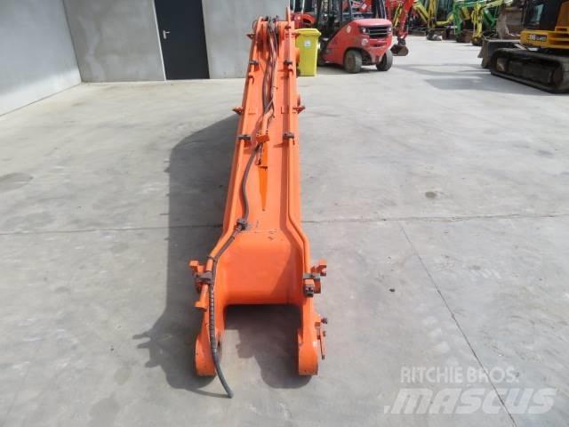 Daewoo DX 225 LC Sasiuri si suspensii