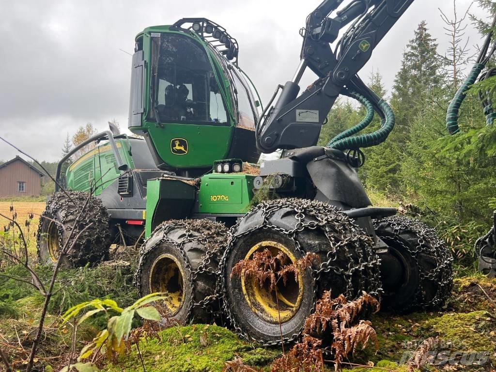 John Deere 1070G Combine forestiere