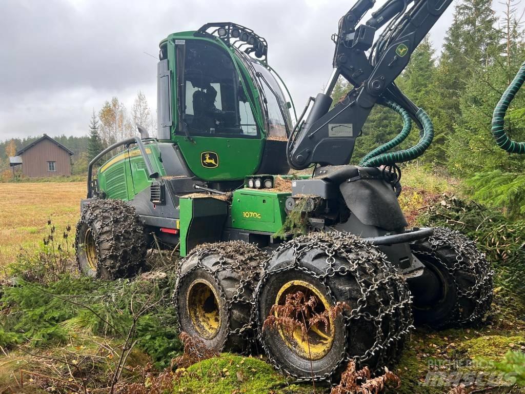 John Deere 1070G Combine forestiere