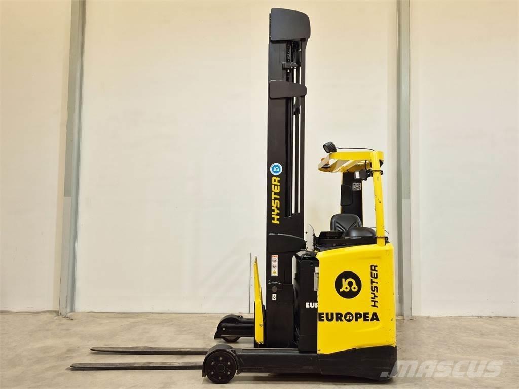 Hyster R1 6 HD Stivuitor cu catarg retractabil