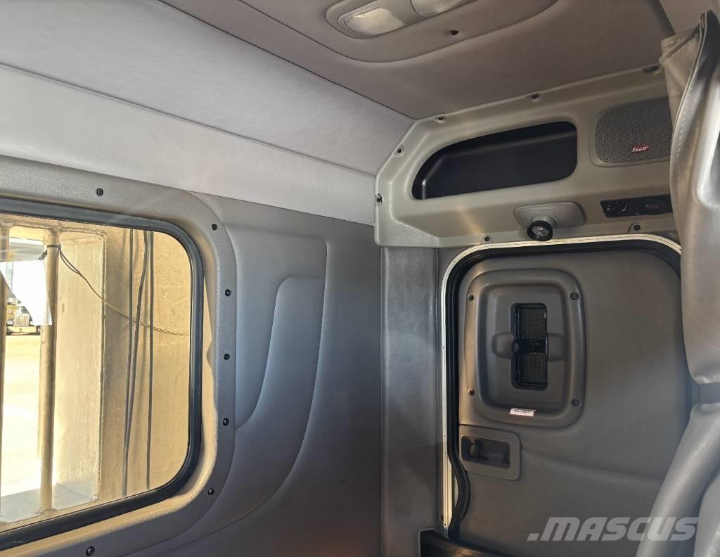 Peterbilt 389 Autotractoare