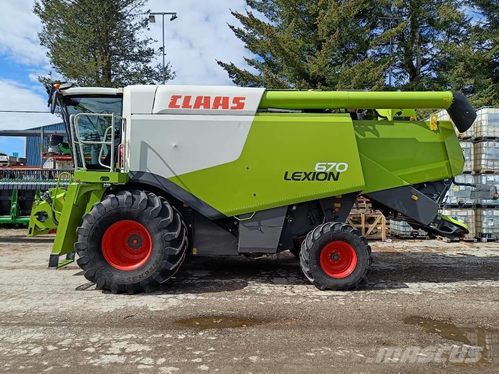 CLAAS Lexion 670 Combine de secerat
