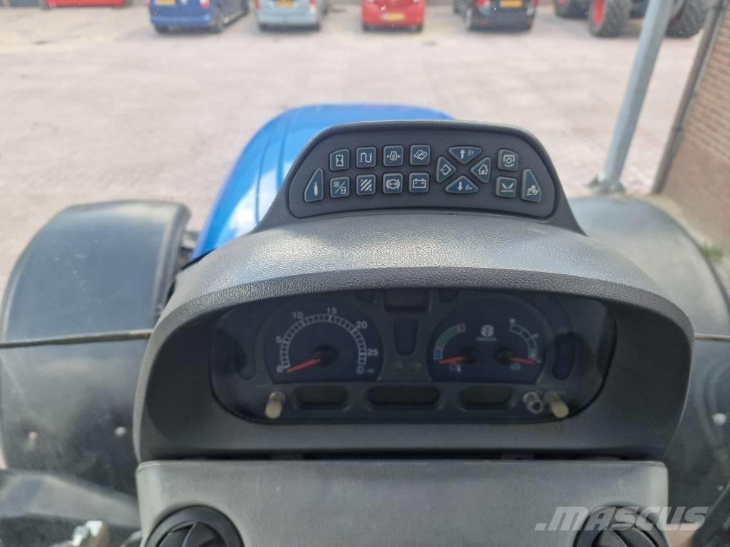New Holland TS 135 A Tractoare