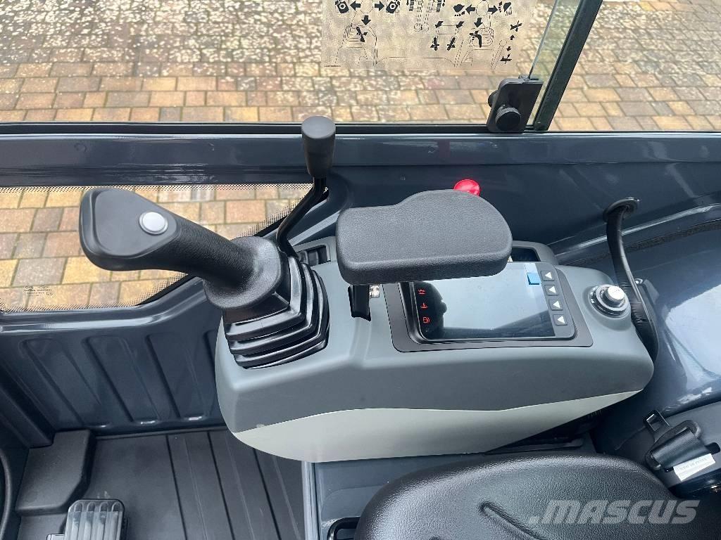 Atlas AC 17 F Mini excavatoare < 7t