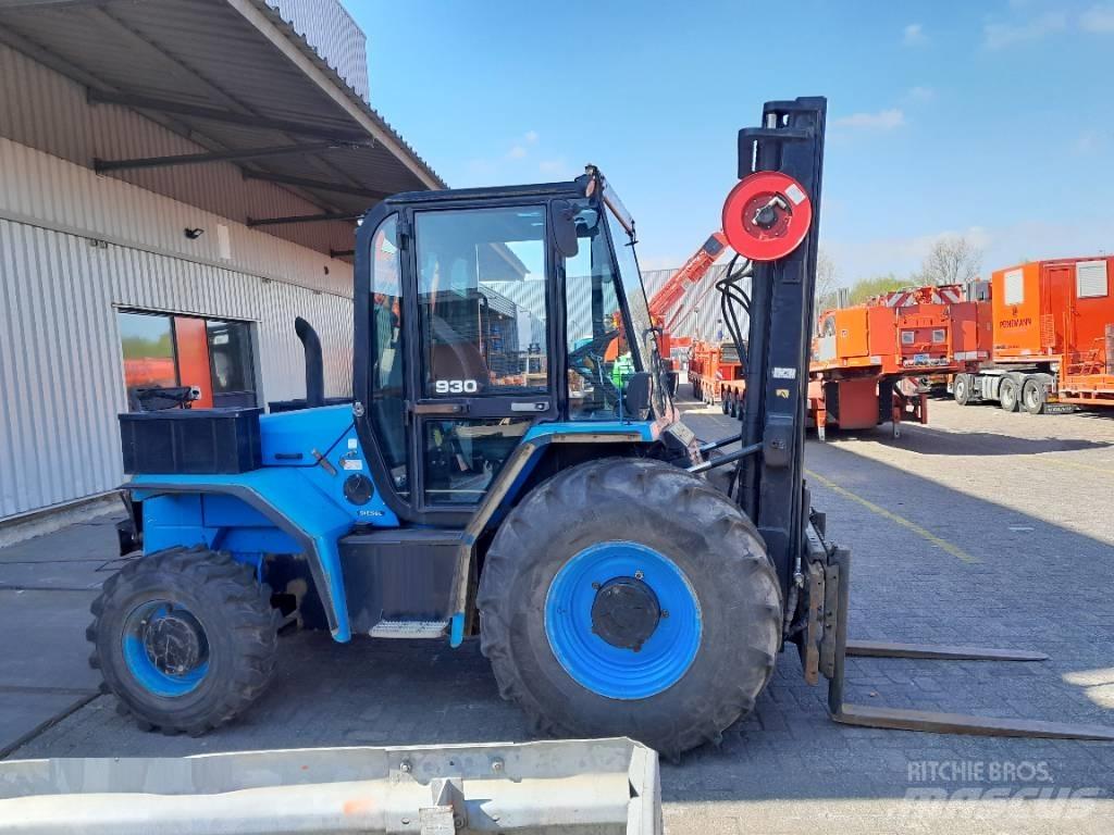 JCB 930-4/55 Masini de teren dificil