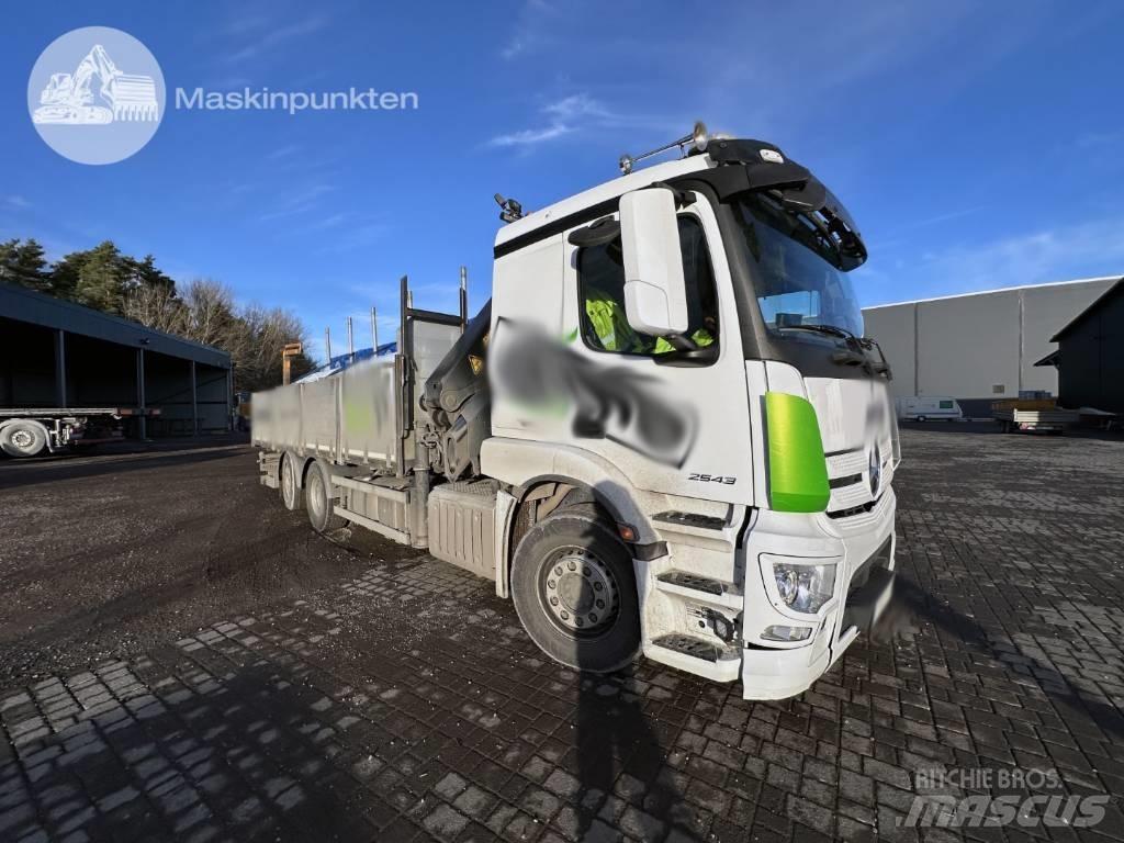 Mercedes-Benz 2543 Camioane cu macara