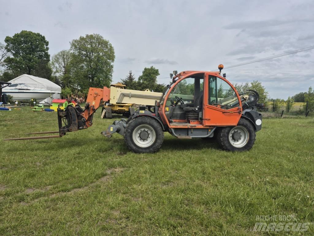 JLG 4013 Încărcătoare pe roți telescopice