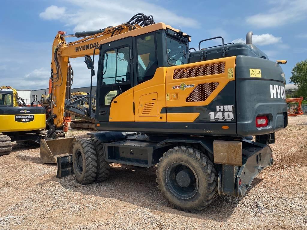 Hyundai HW140 Excavatoare cu roti