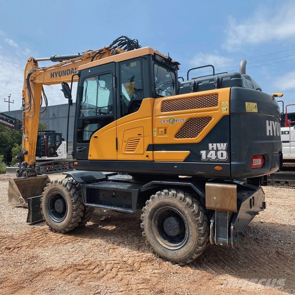 Hyundai HW140 Excavatoare cu roti