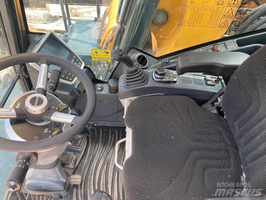 Hyundai HW140 Excavatoare cu roti