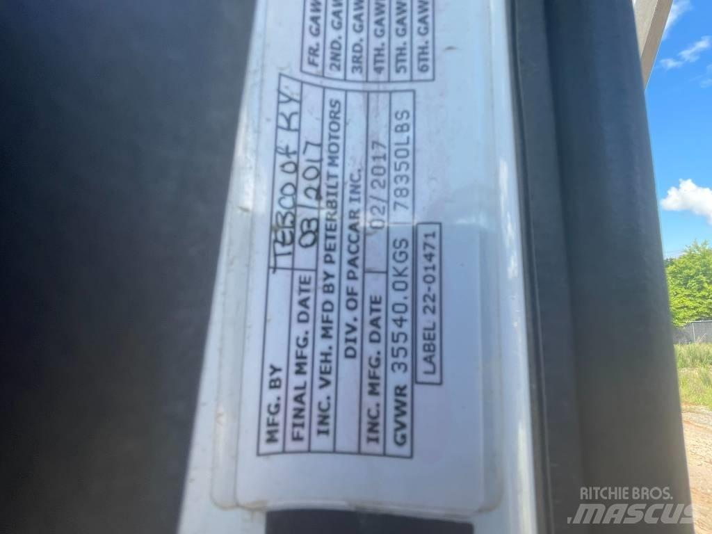 Peterbilt Dump Truck Autobasculanta