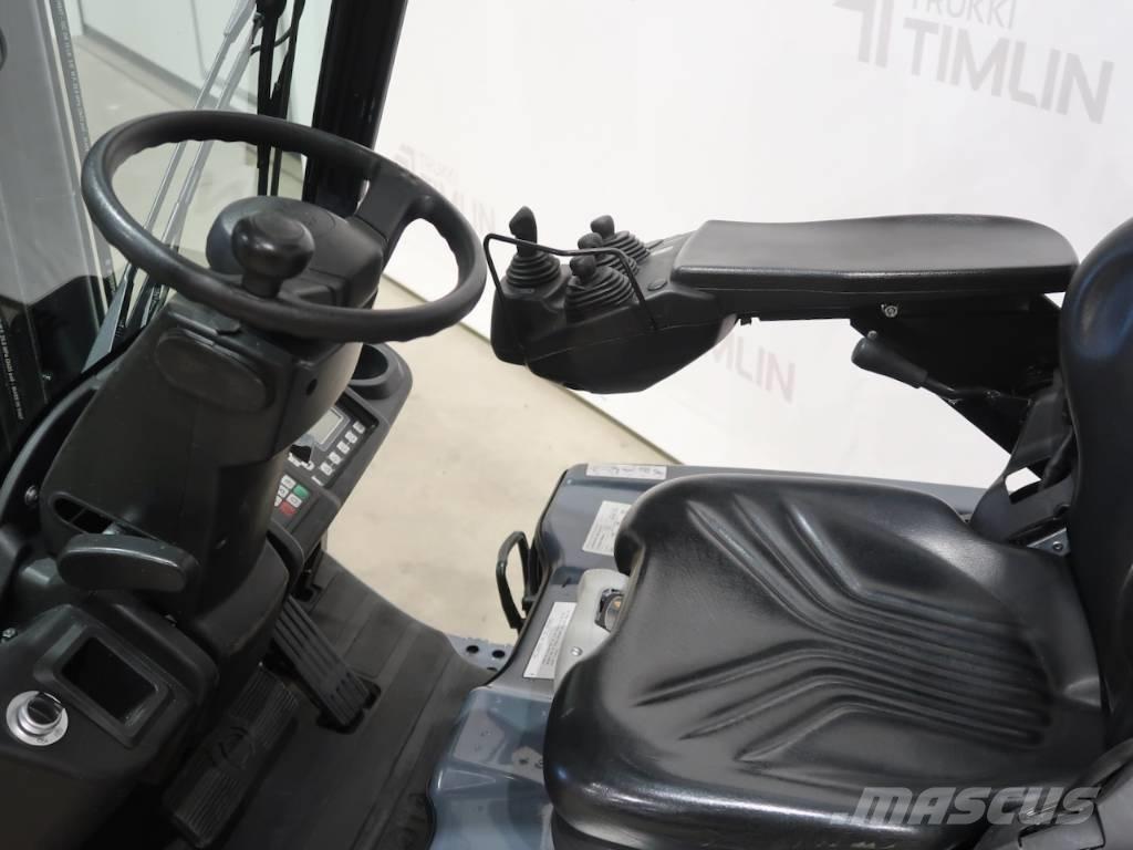 Toyota 8FBE20T Stivuitor electric