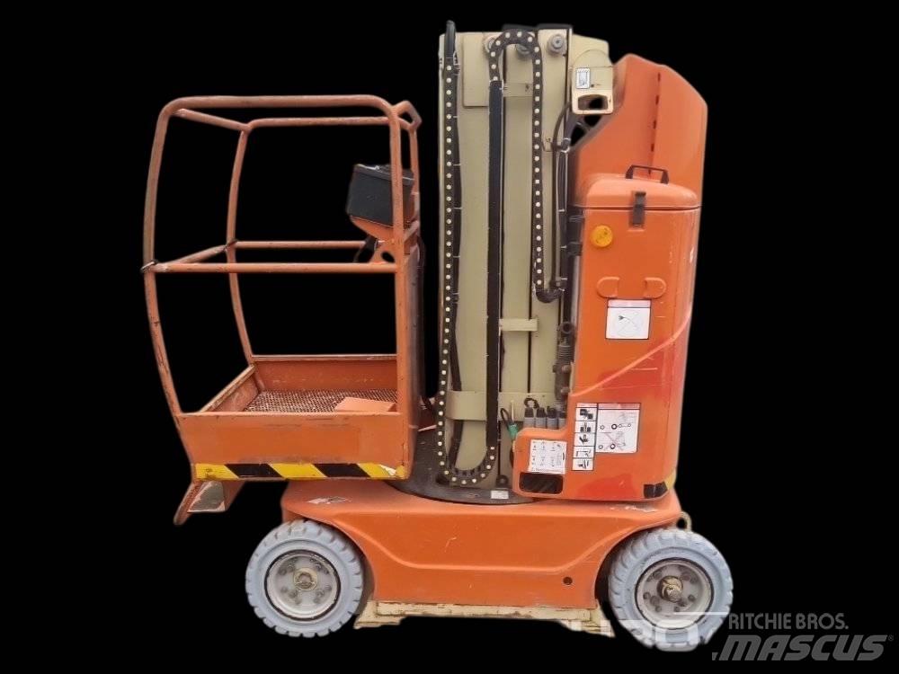 JLG Toucan 800 Nacele cu brat articulat