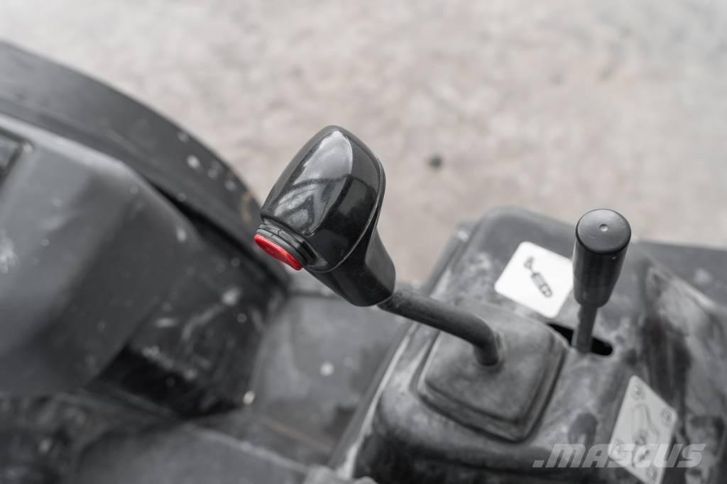 Manitou MC 30-4 Stivuitor diesel