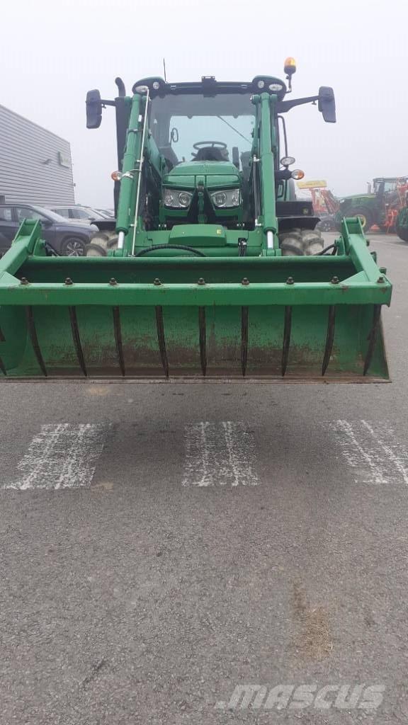 John Deere 6R120 Tractoare