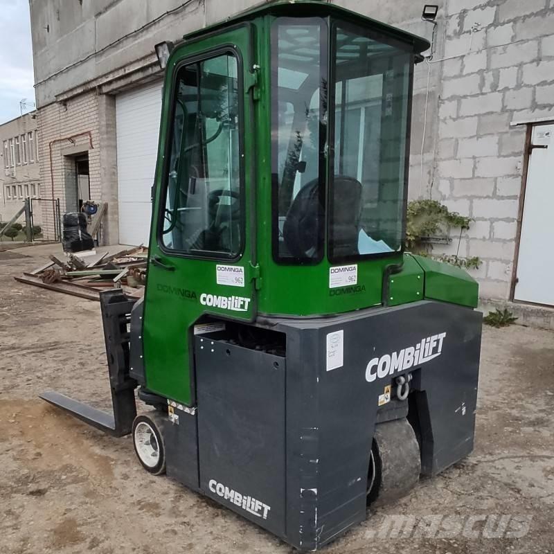 Combilift CBE 2500 Stivuitoare cu patru brate
