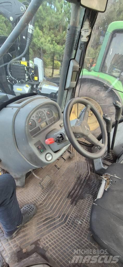 Valtra 6850 Tractoare
