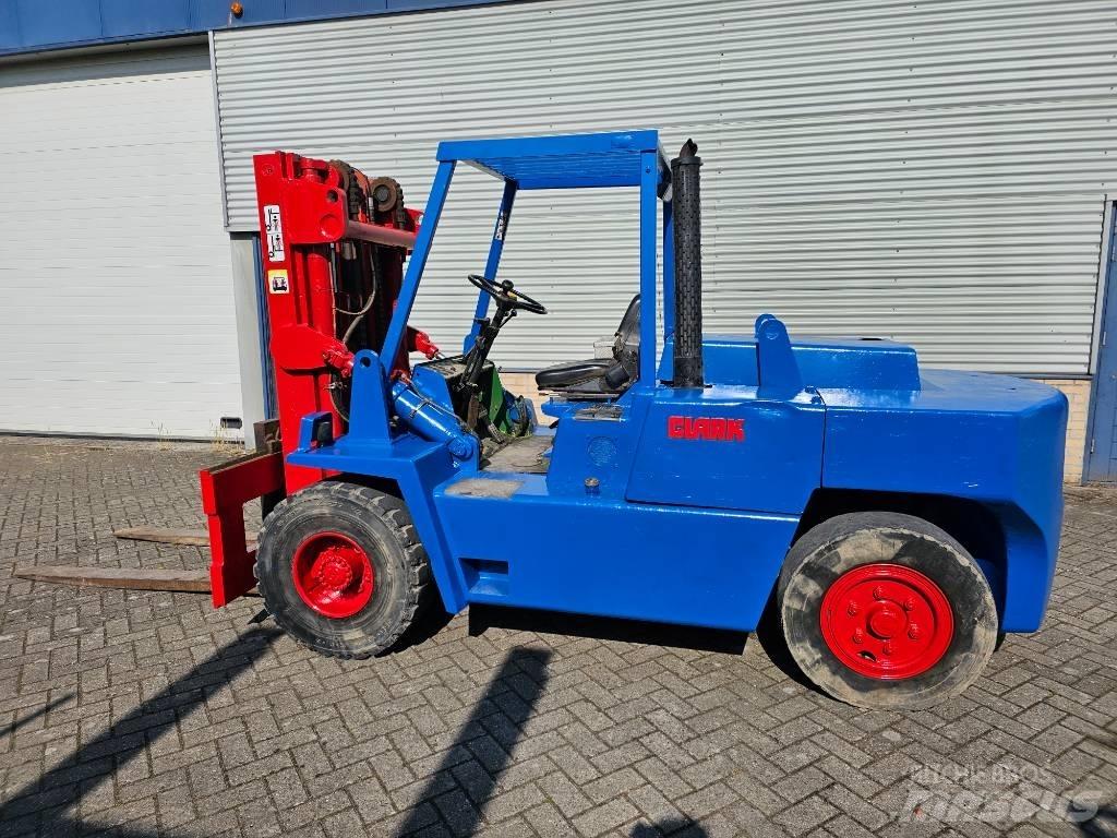 Clark DPH 70 Stivuitor diesel