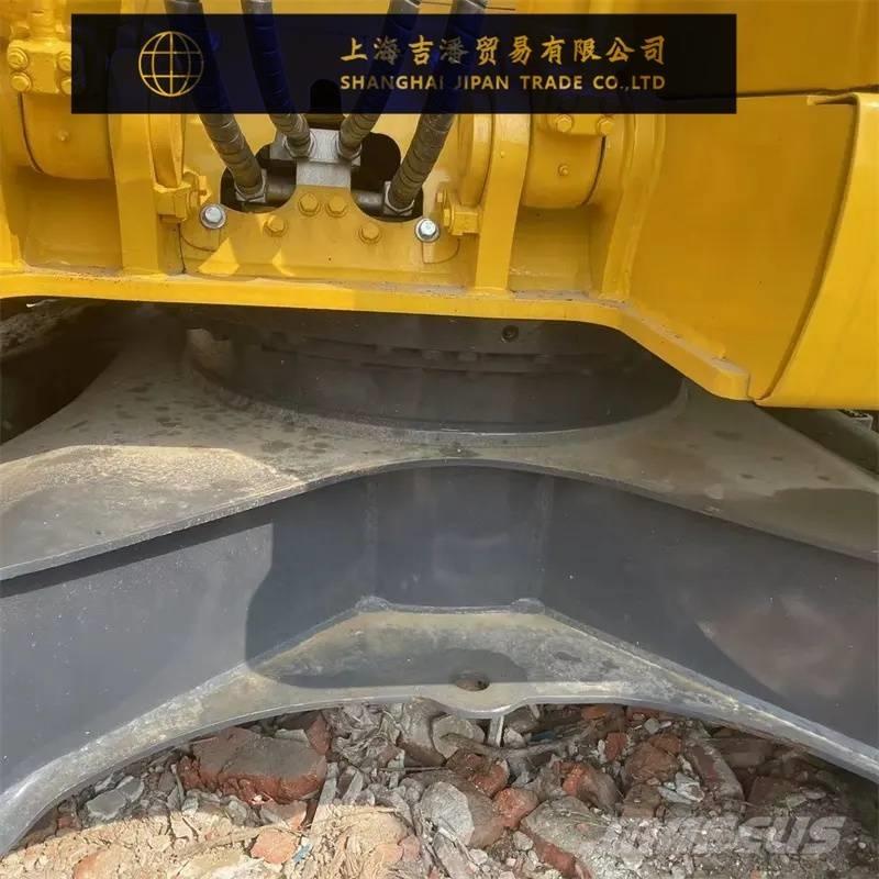 Komatsu PC 138 US Excavatoare 7t - 12t