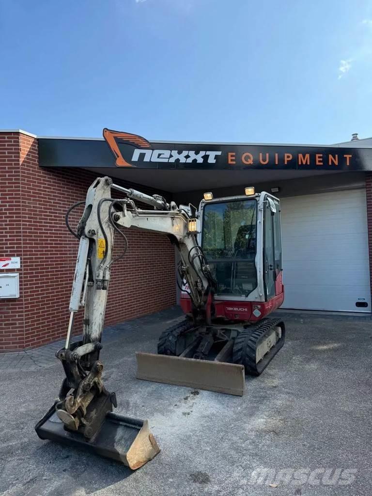 Takeuchi TB230 Excavatoare pe șenile
