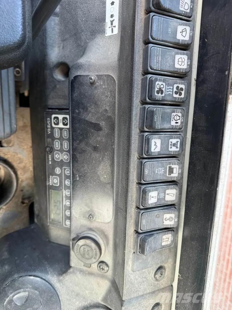 Takeuchi TB230 Excavatoare pe șenile
