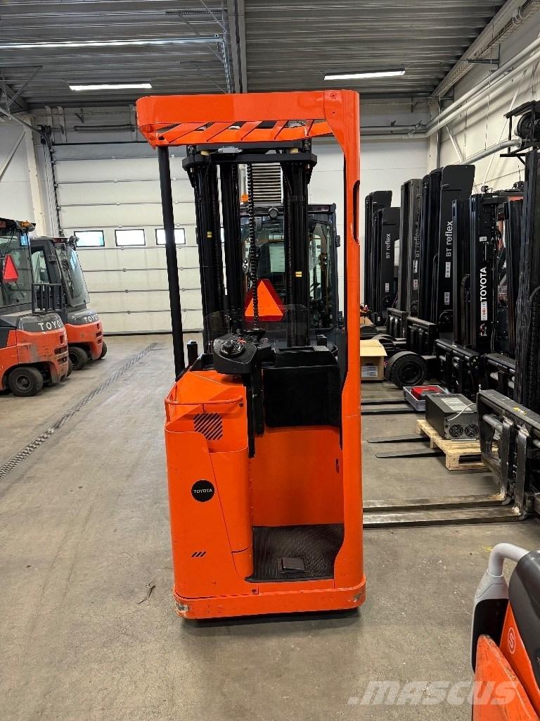 Toyota SSE160L Transpaleti autopropulsanti