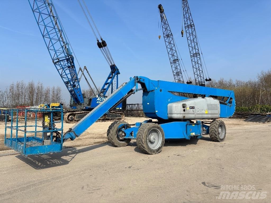 Genie Z 135/70 Nacele cu brat articulat