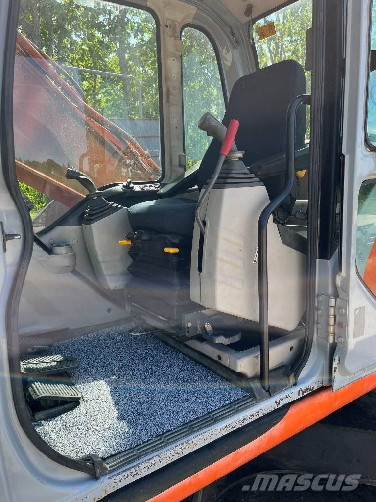 Fiat-Kobelco E 215 Excavatoare pe șenile
