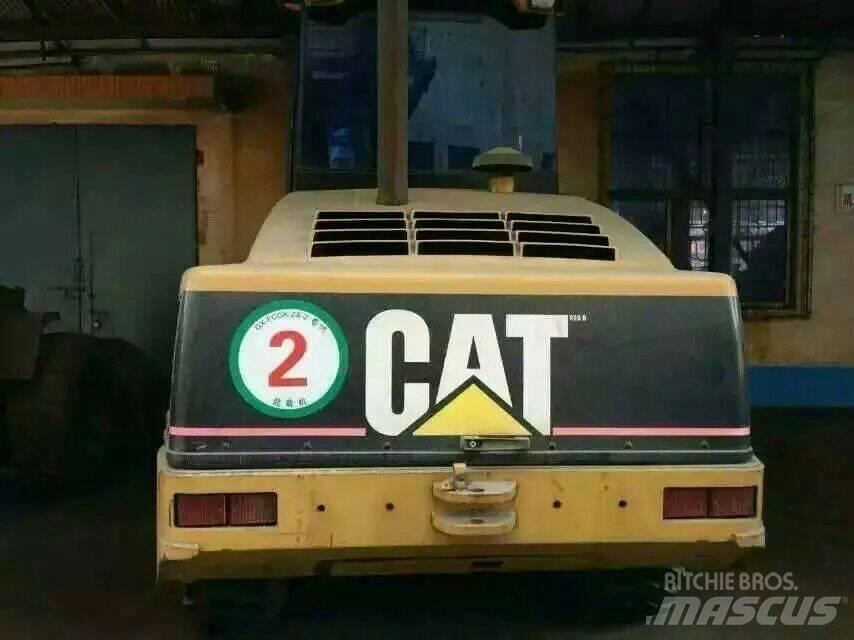 CAT 914G Incarcator pe pneuri
