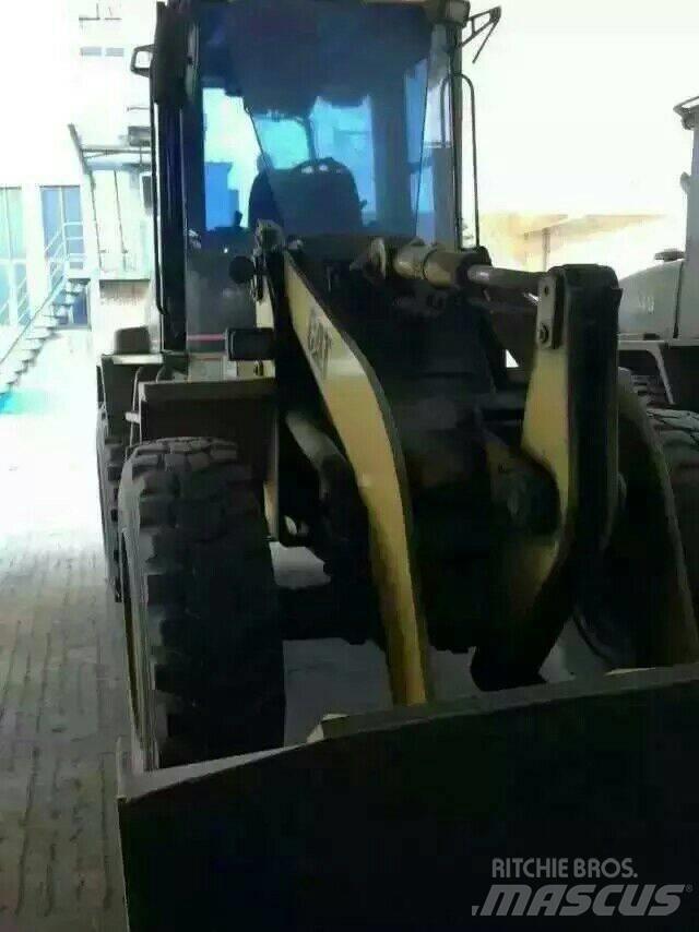 CAT 914G Incarcator pe pneuri