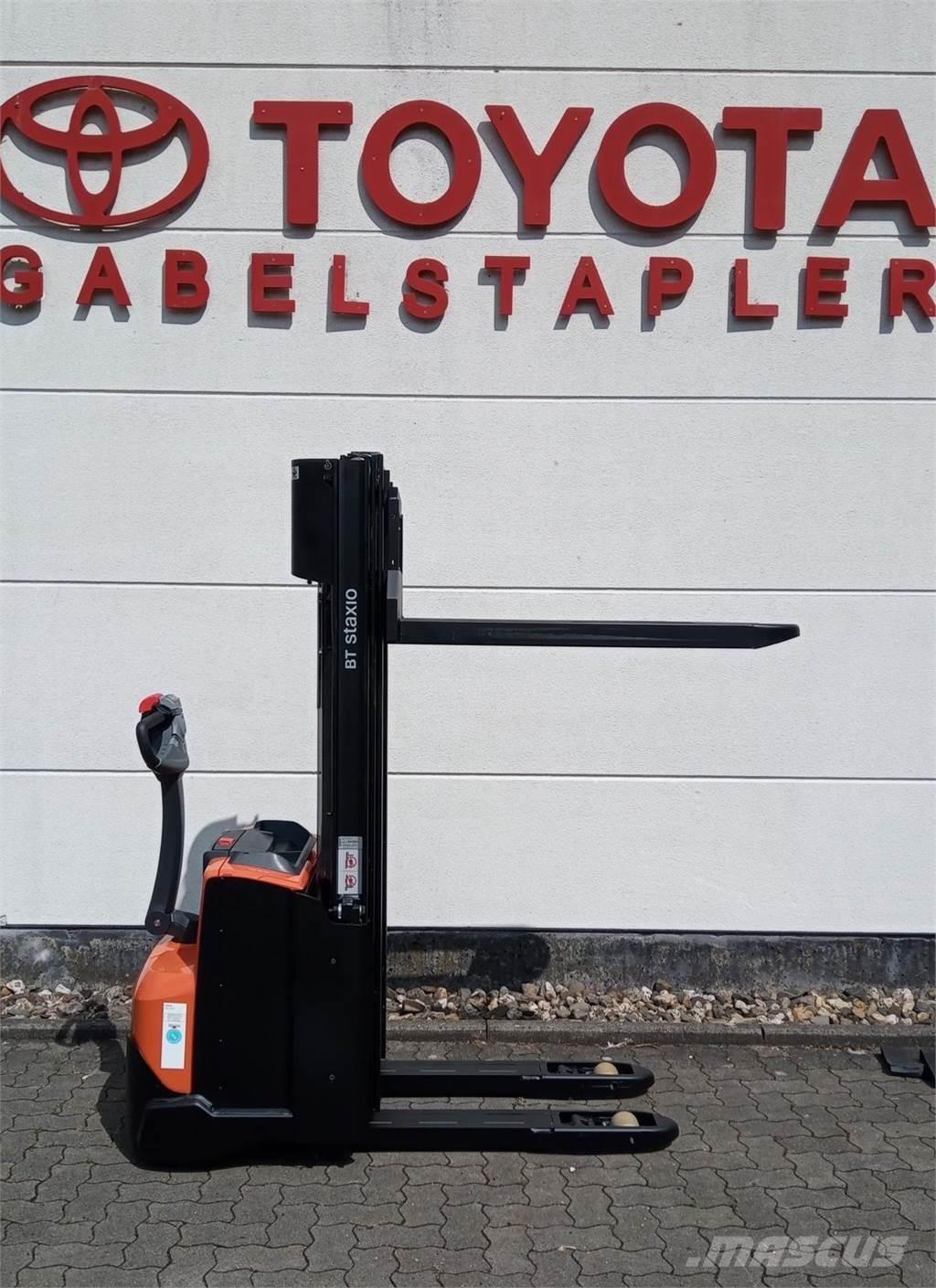 Toyota SWE140L Transpaleta manuala