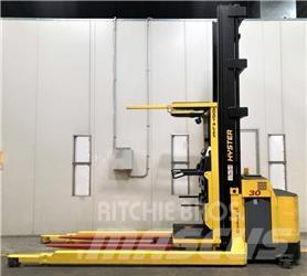 Hyster R30XMF2 Stivuitoare pentru comisionare(logistica)