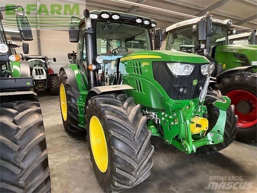 John Deere 6125 r Tractoare