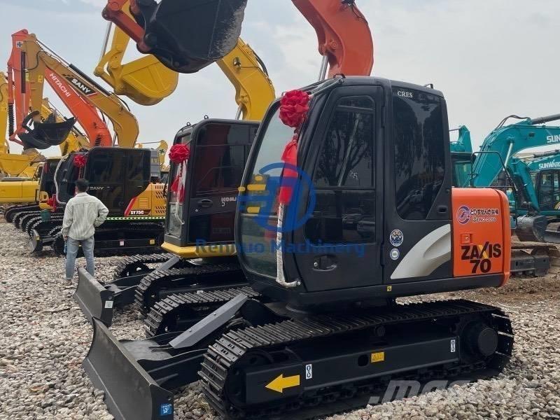 Hitachi ZX70 Mini excavatoare < 7t