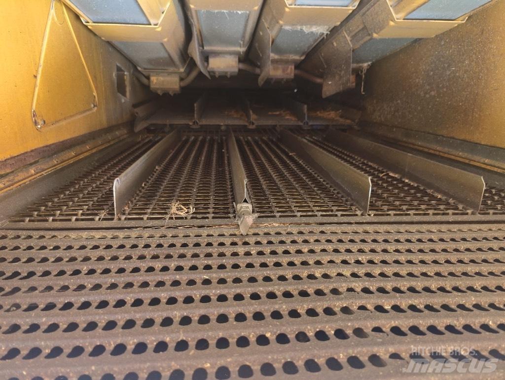 Sampo-Rosenlew 2050 Combine de secerat