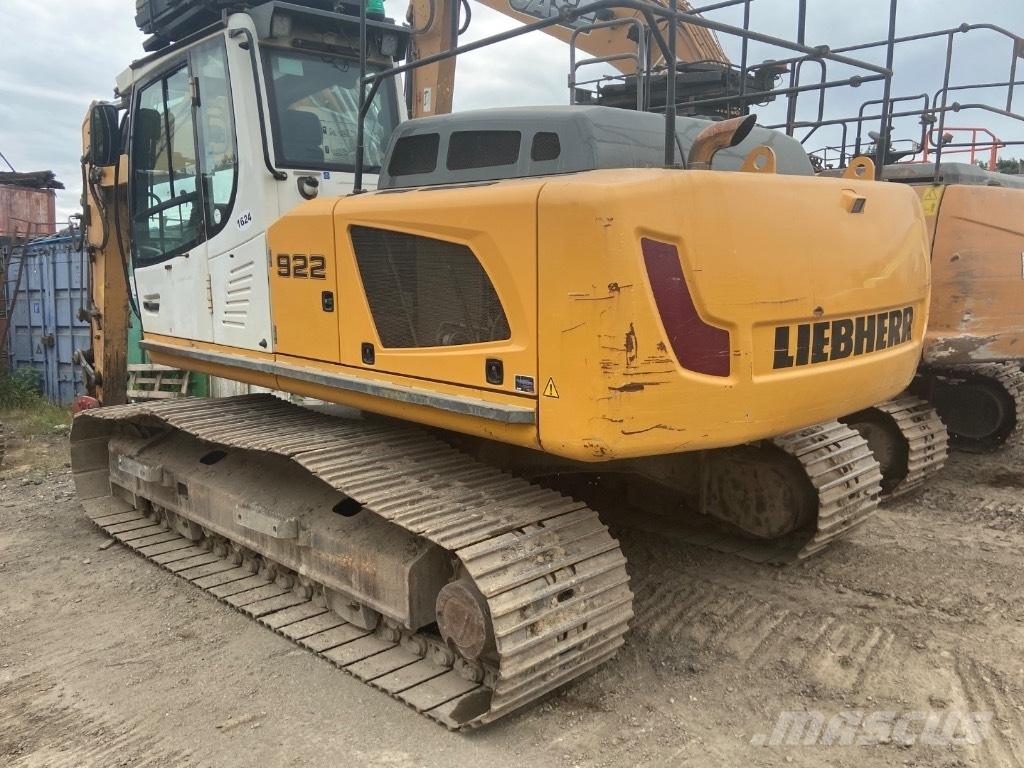 Liebherr R 922 Excavatoare pe șenile
