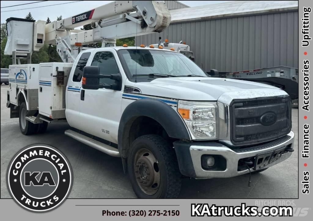 Ford F 550 XLT SD Platforme aeriene montate pe camion
