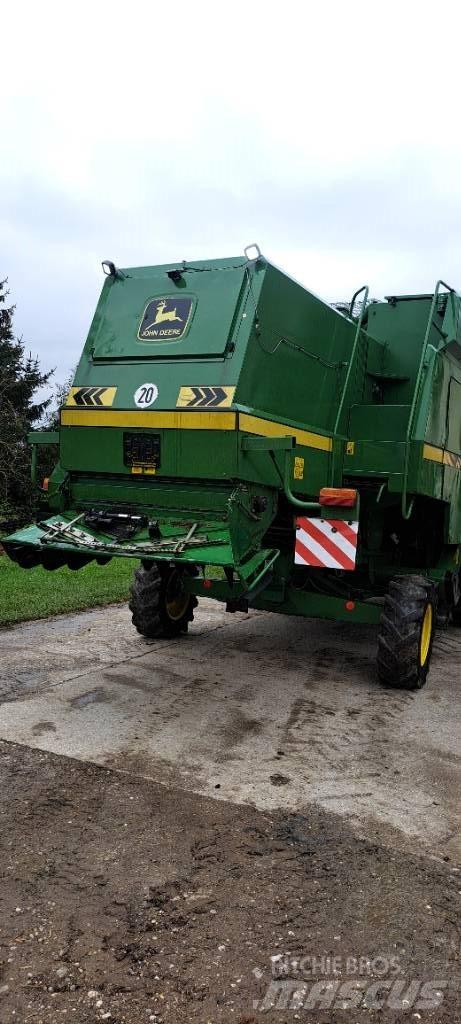 John Deere 2056HM Combine de secerat
