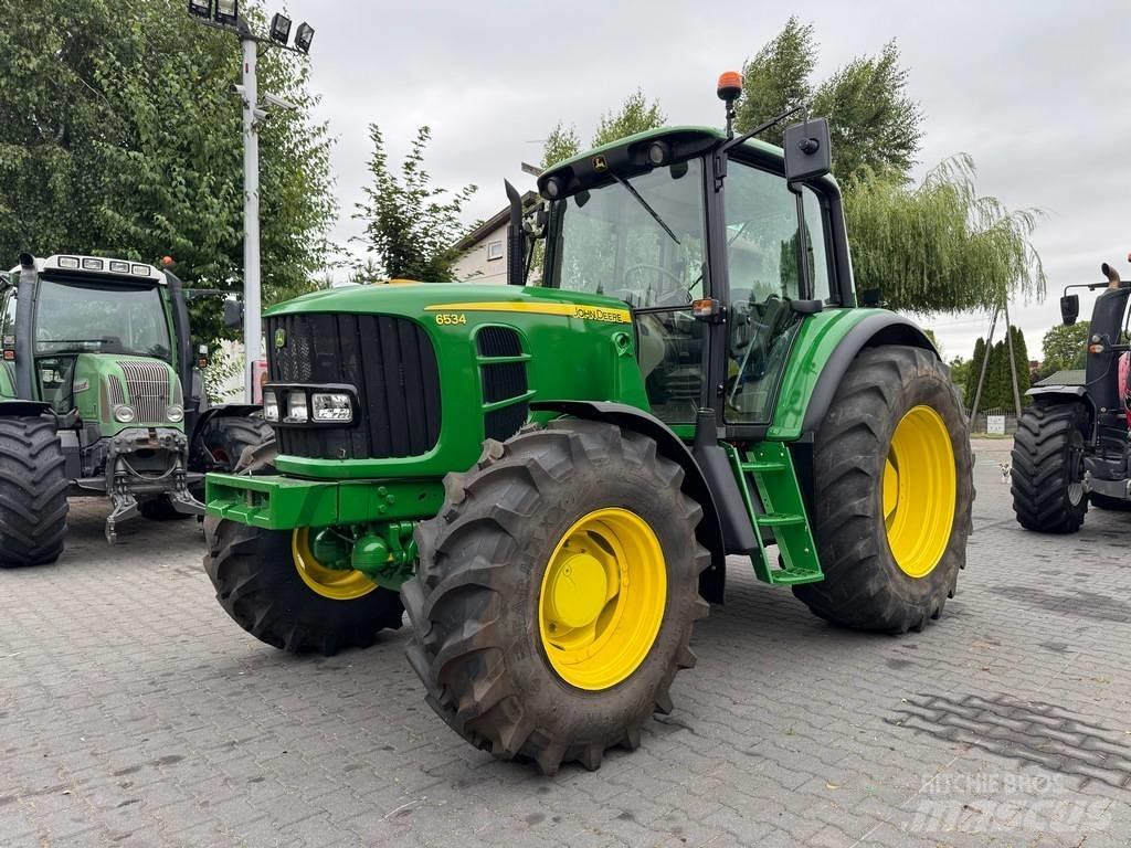 John Deere 6534 Tractoare