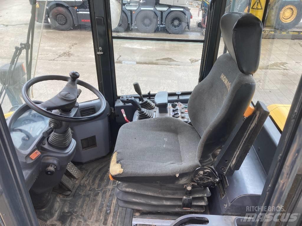 Komatsu WA 250 Incarcator pe pneuri