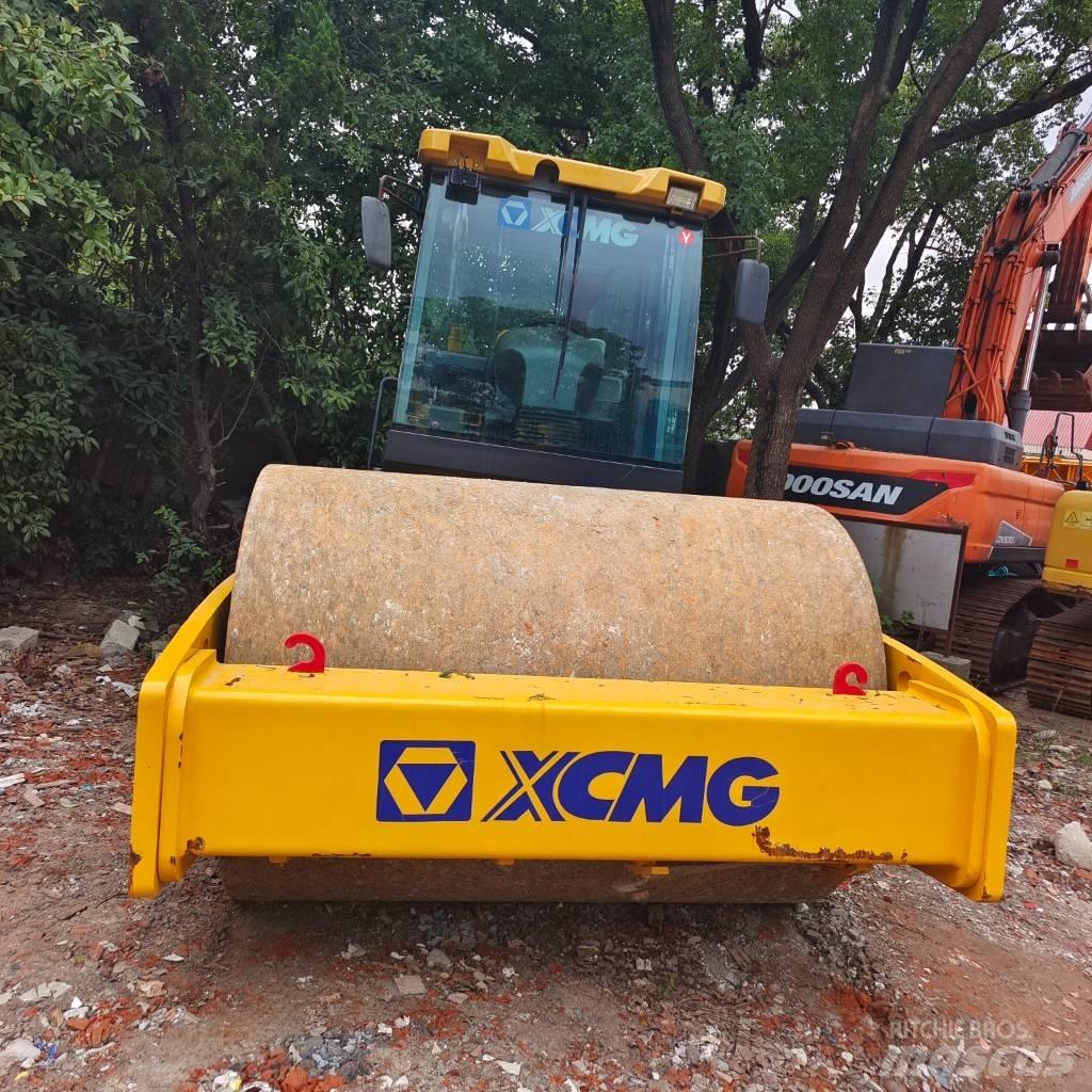 XCMG XS 223 J Compactoare monocilindrice