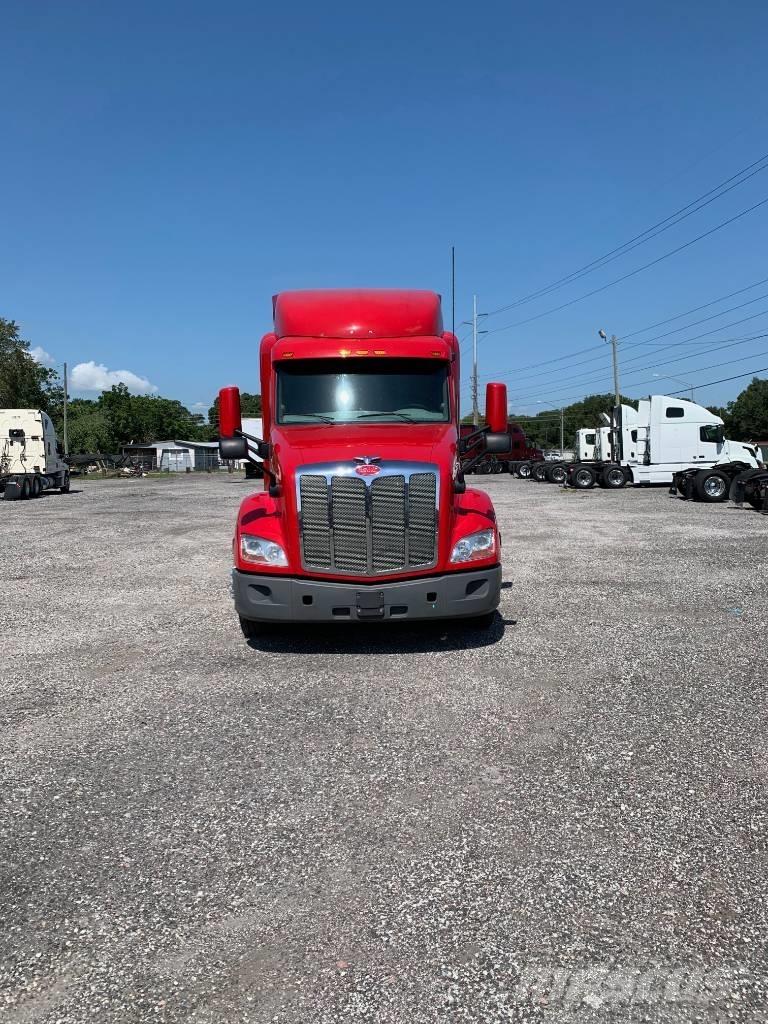 Peterbilt 579 Autotractoare