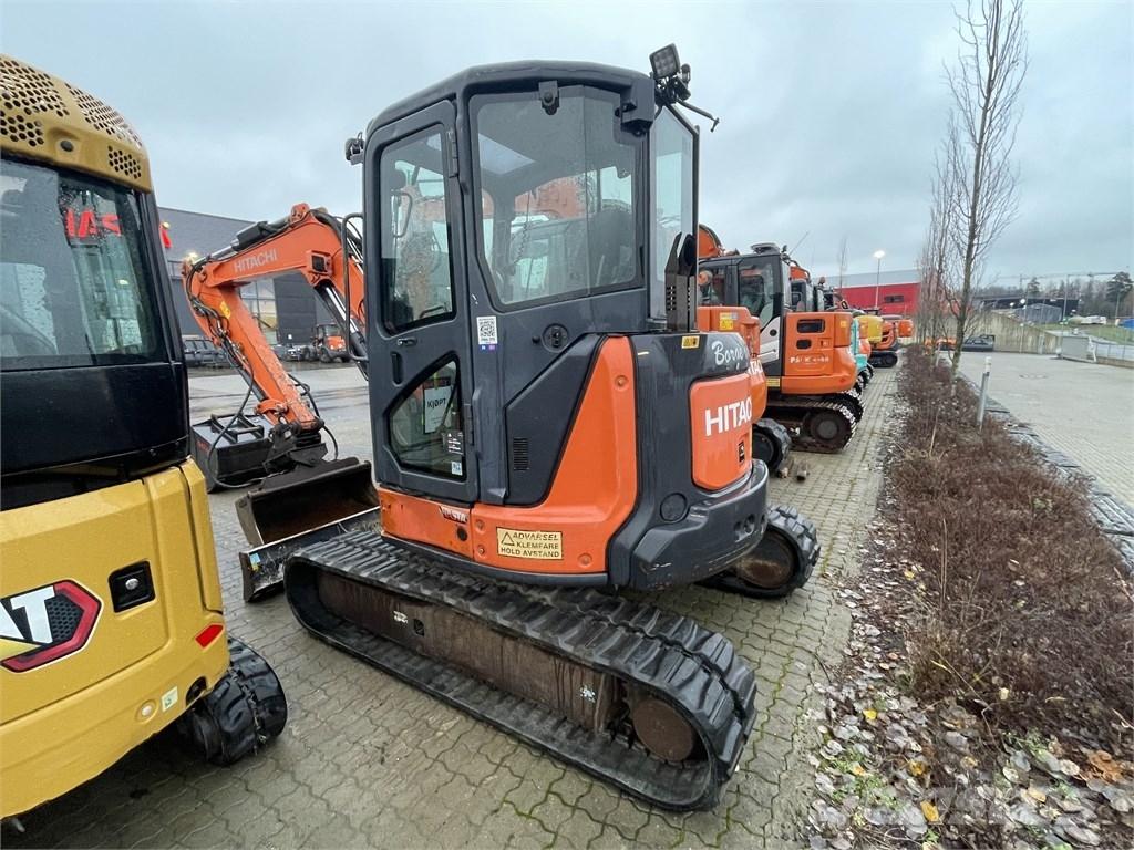Hitachi ZX55U-5 Mini excavatoare < 7t