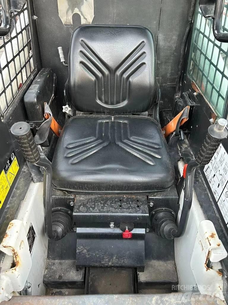 Bobcat S 70 Mini incarcator