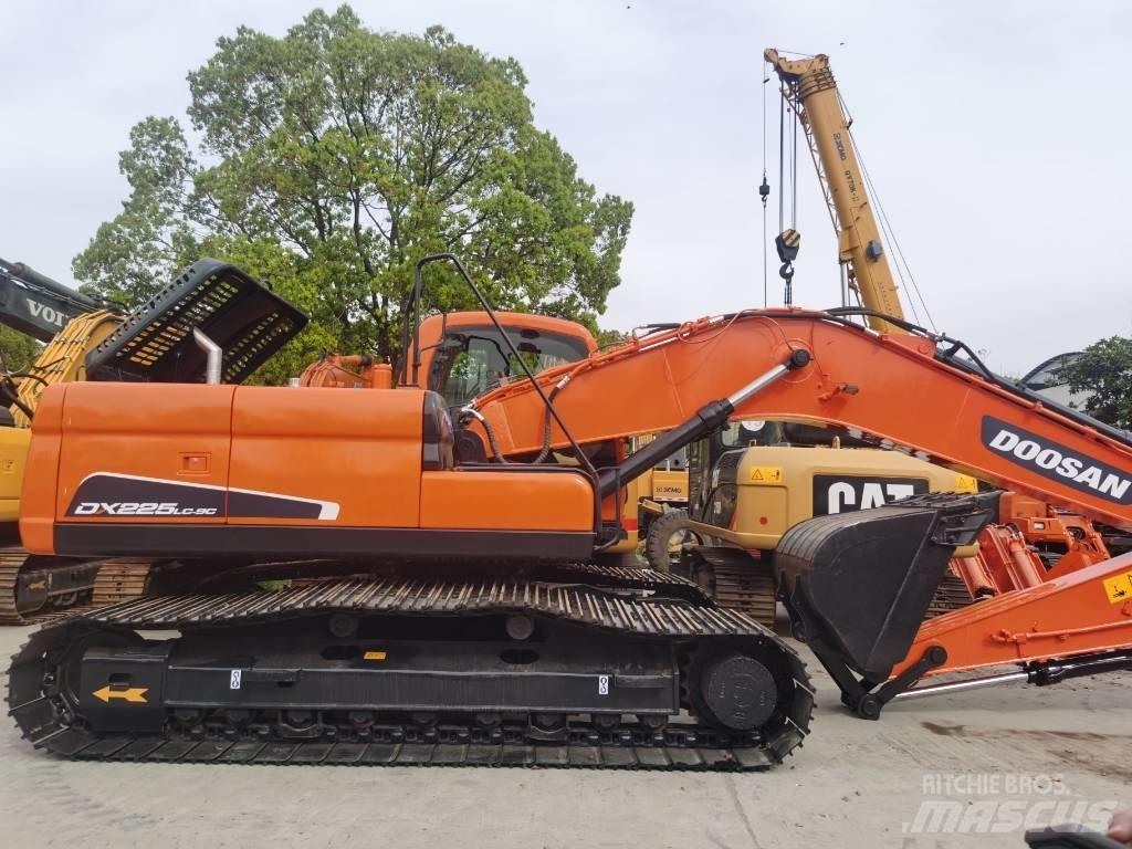 Doosan DX 225 LC-9C Excavatoare pe șenile
