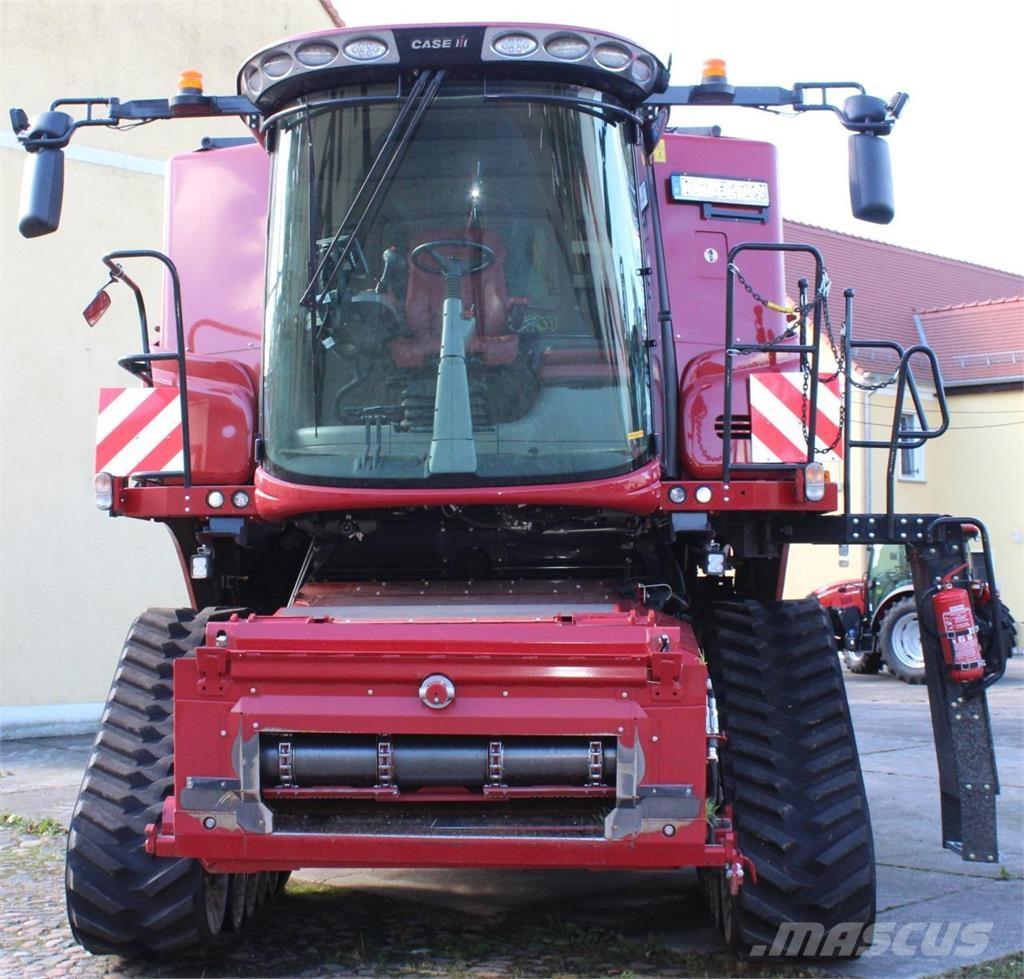 Case IH AF 8250 Combine de secerat