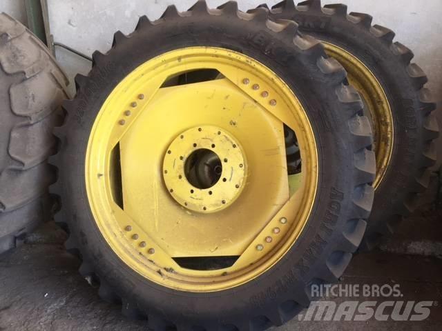 John Deere 6820 Roti