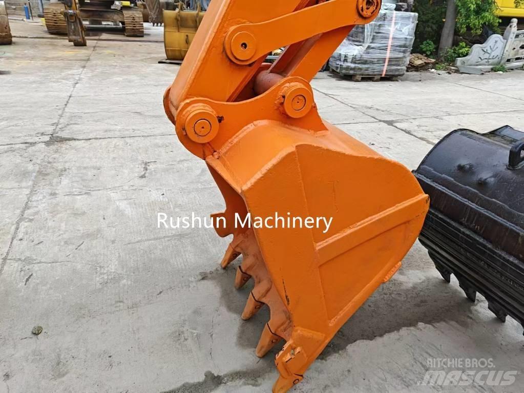 Hitachi ZX70 Excavatoare pe șenile
