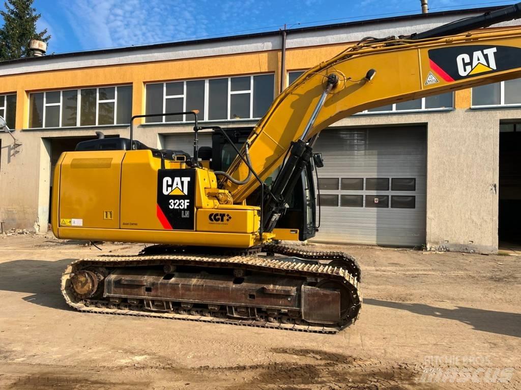 CAT 323 F LN Excavatoare pe șenile
