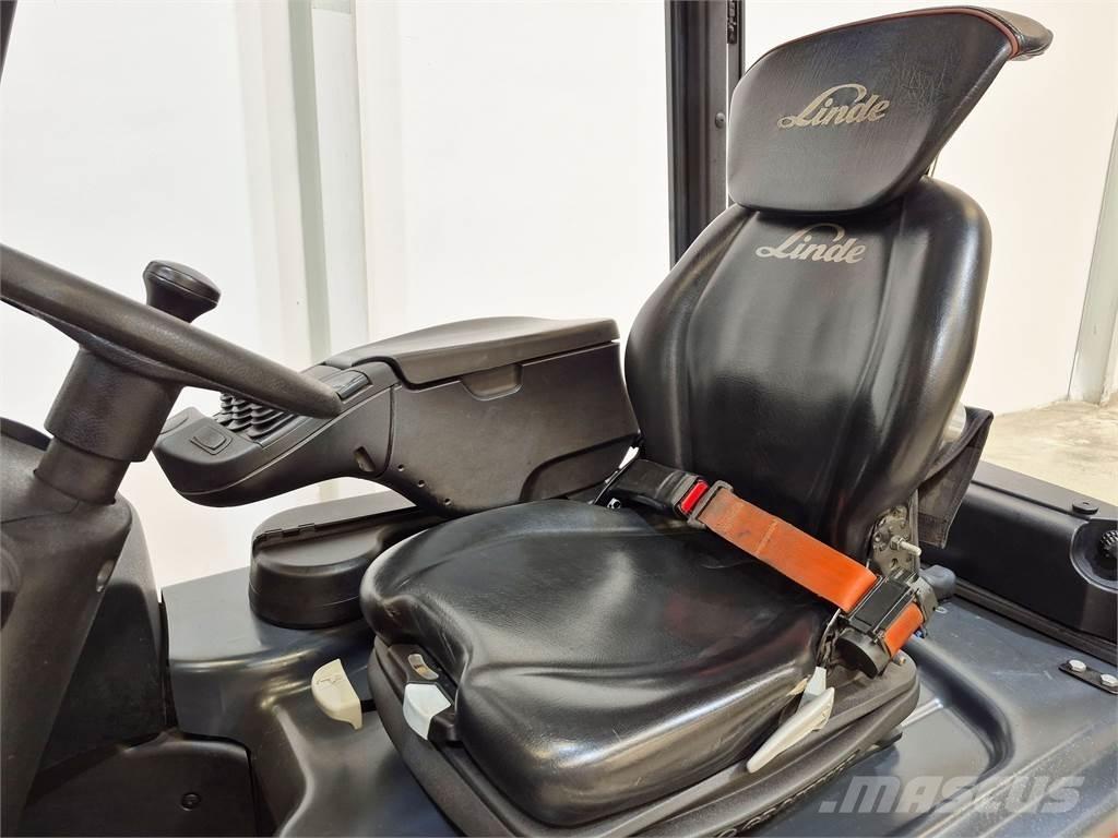 Linde E20L 02 386 Stivuitor electric